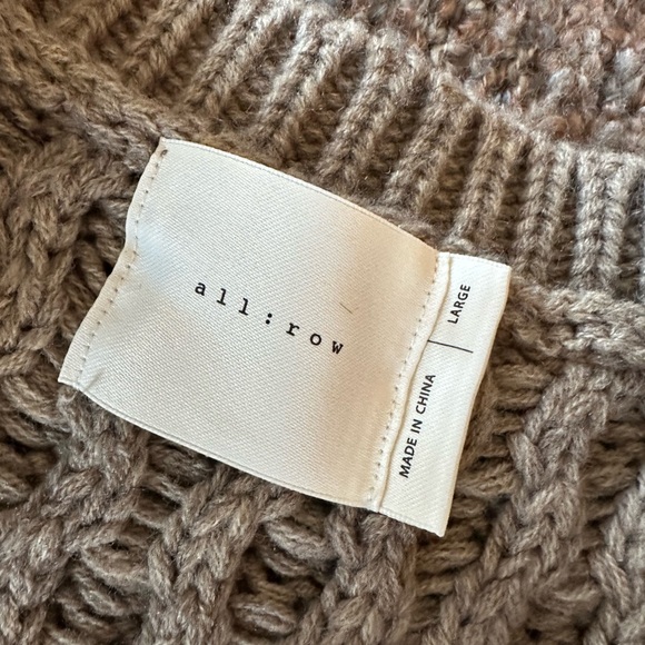 Cable Knit Wooden Toggle Cardigan Sweater - Picture 6 of 7